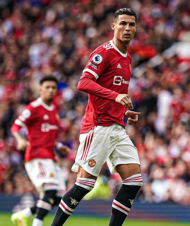 1631402918840005992.jpg E_BfSA3WEAM7uIq.jpg